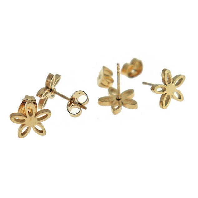 Daisy flower stud earrings in 304 stainless steel. Measurements: 10mm x 10mm. Lead free and nickel safe.